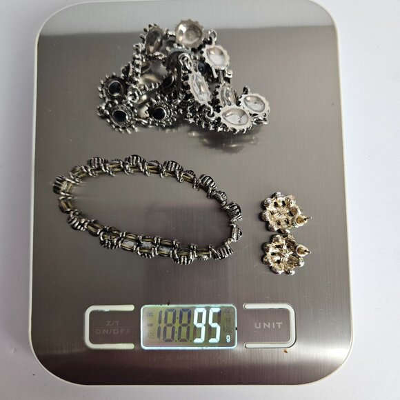 Silver Tone Necklace, Earring, Bracelet Jewelry Set Western Style w/ Black Stone - Picture 8 of 8